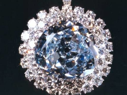 Faida milionaria nella famiglia reale del Qatar. Braccio di ferro sul diamante blu da 10 milioni