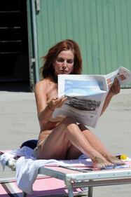 Giuliana De Sio, topless da urlo e passione col giovane fidanzato 6