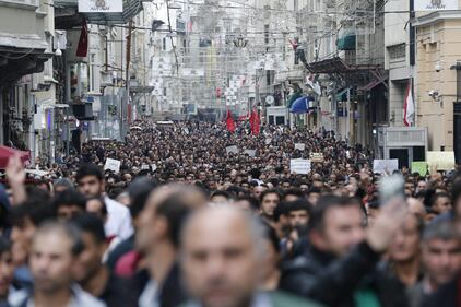 Cordoglio e proteste per i morti di Ankara 2