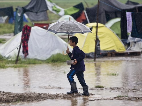 Grecia, la polizia si prepara a sgomberare il campo di Idomeni