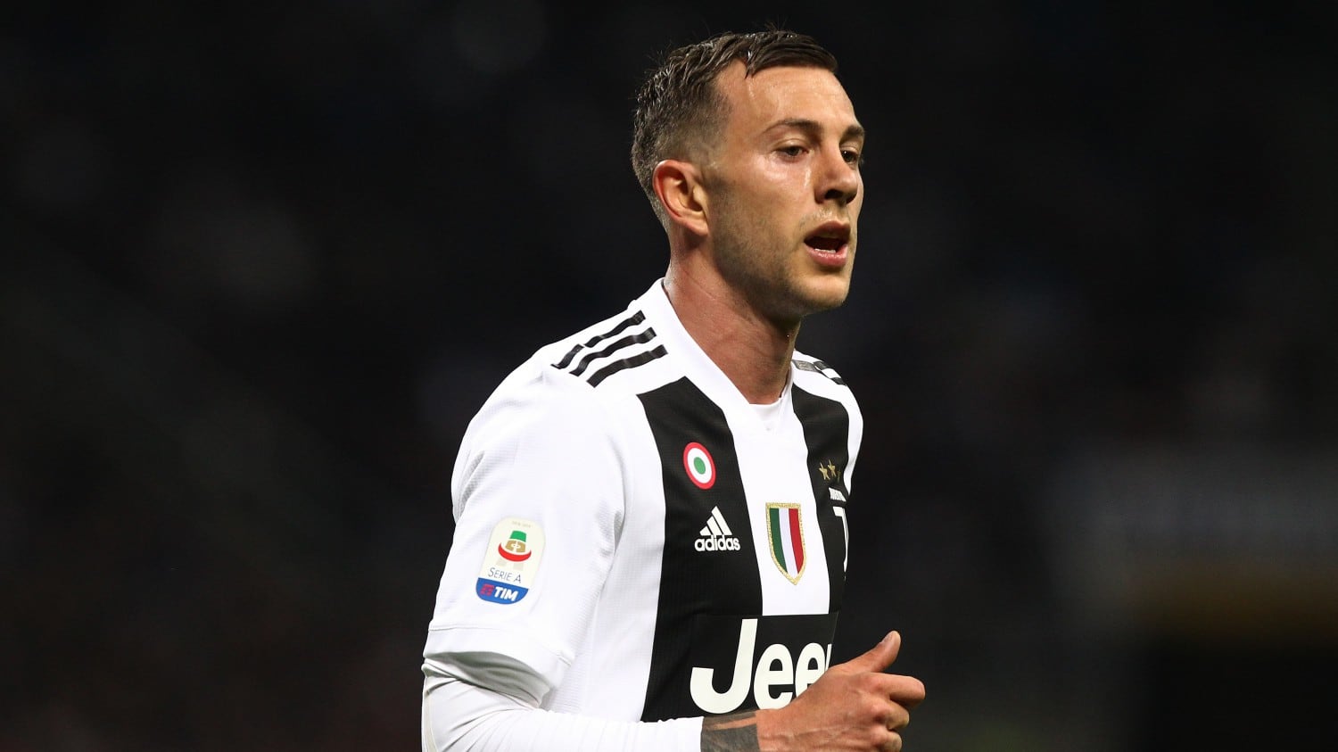 Juventus, Bernardeschi replica agli ultras: ''Per me i tifosi sono tutti uguali''