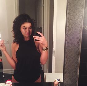 Le sorelle Jenner sempre più sexy su Instagram 21