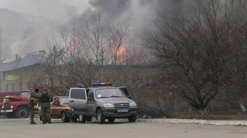 Case danneggiate da un attacco a Sartana e Mariupol 5
