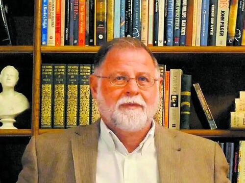 Alberto Manguel: "Non ci immergiamo mai due volte nello stesso libro"