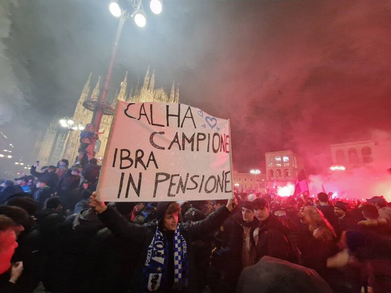 Nella notte bagnata di Milano esplode la gioia nerazzurra 8