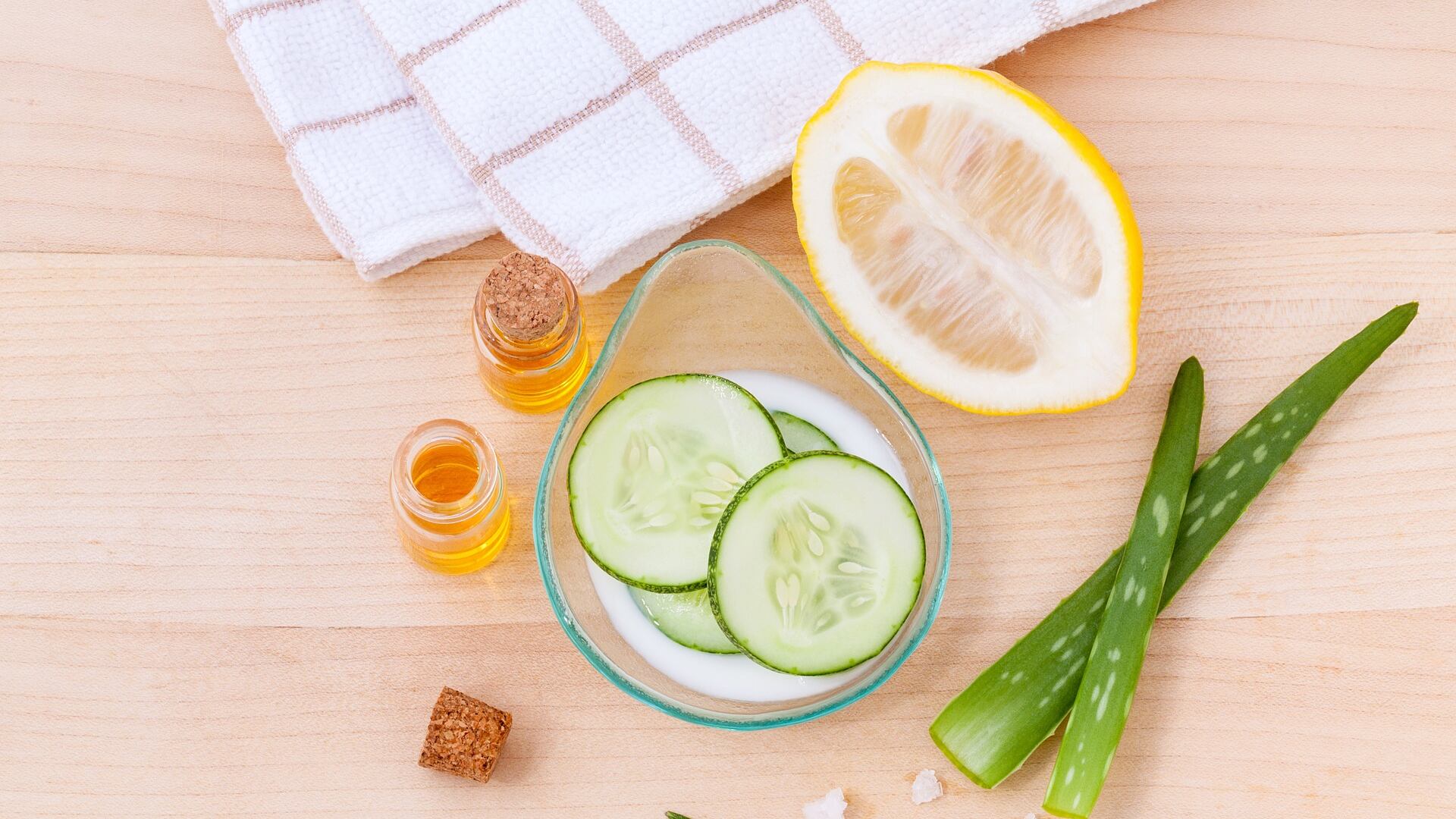 Brufoli: rimedi naturali per curare acne e rossore