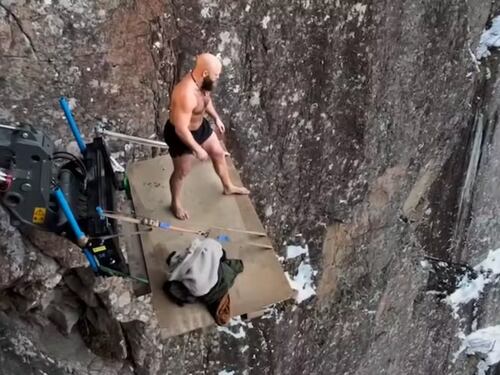 "Death diving", il tuffo mortale che spopola su Tik Tok