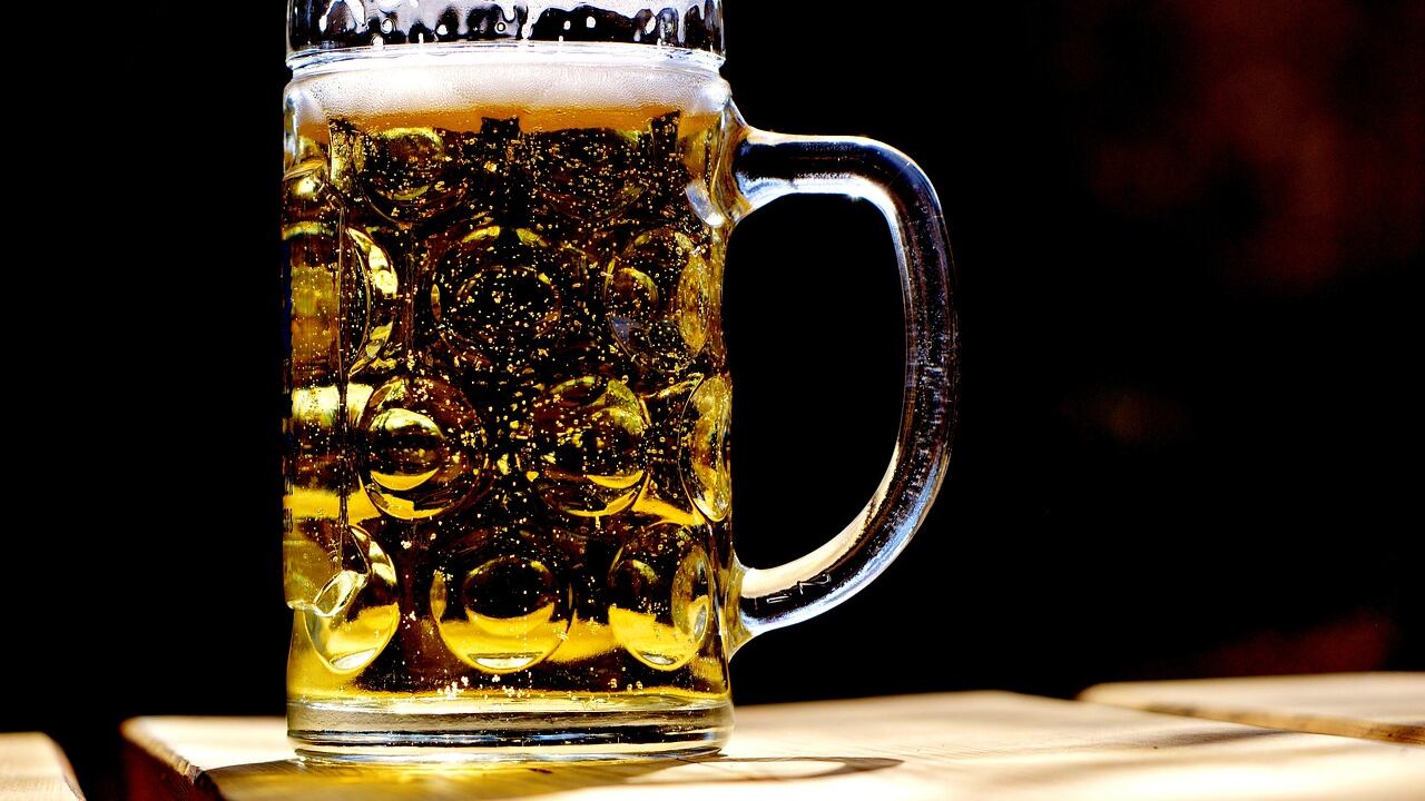Birre da bere sotto l'ombrellone: eccone una per ogni Regione