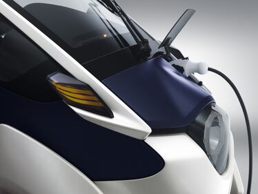 Toyota i-Road, auto e moto si incontrano 12