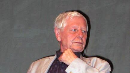 Il prof Enzensberger boccia tutti