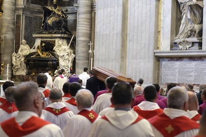 I funerali del Cardinale Ruini celebrati dal Papa in Vaticano - FOTO 9