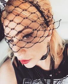 Lady Gaga, selfie in quarantena 6