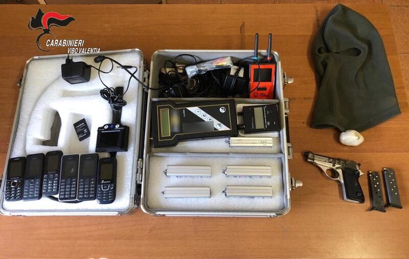 Vibo Valentia, l'operazione antidroga dei carabinieri 8