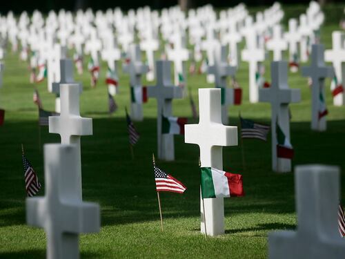 25 aprile, i giovani di FI al cimitero americano di Nettuno nel solco di Silvio Berlusconi