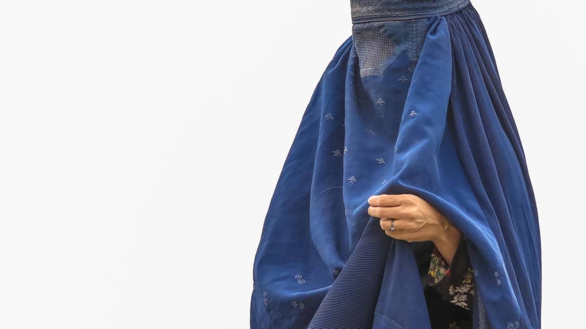 "Metti il burqa". E l'operaio picchia la moglie