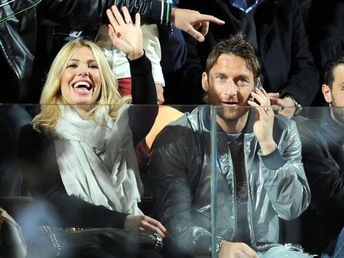 "Vuole lasciare Roma...". L'ultima bomba sulla separazione tra Totti e Ilary