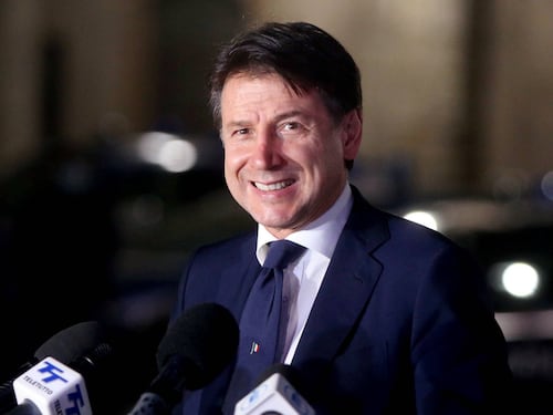 I pieni poteri di Palazzo Chigi per creare lo Stato grillino
