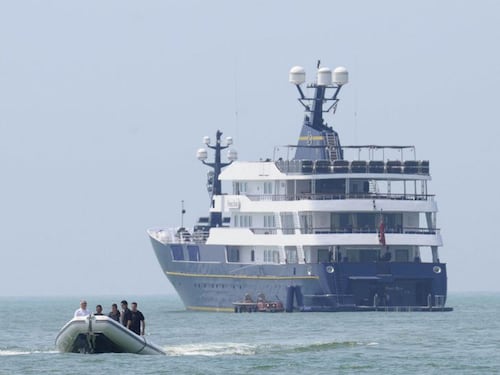 L’ultima su Briatore: contrabbandiere La Spezia, sotto sequestro lo yacht