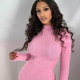 Fanny Neguesha sexy su Instagram: gli scatti dell'ex di Balotelli 4