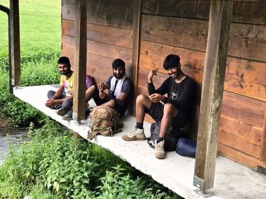 I migranti bloccati in Bosnia 13
