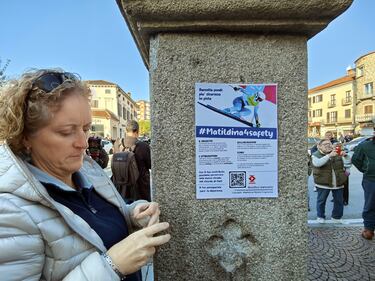 L'ultimo saluto a Matilde Lorenzi: le immagini più toccanti dei funerali 11