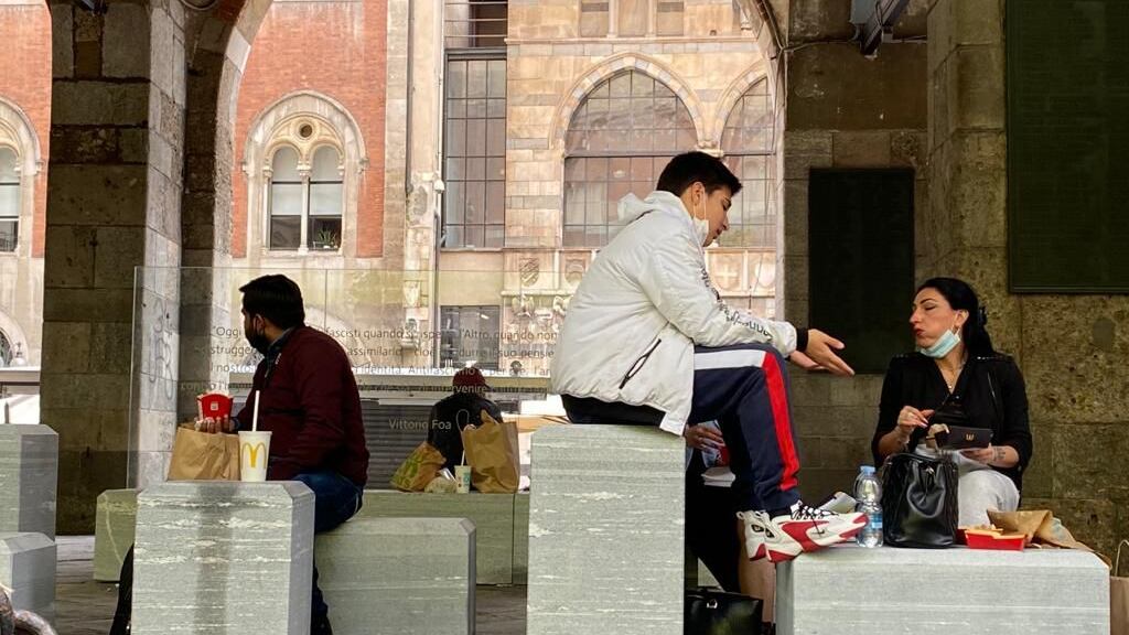 L'Anpi accusa Sala: "La nuova Loggia usata come fast food"
