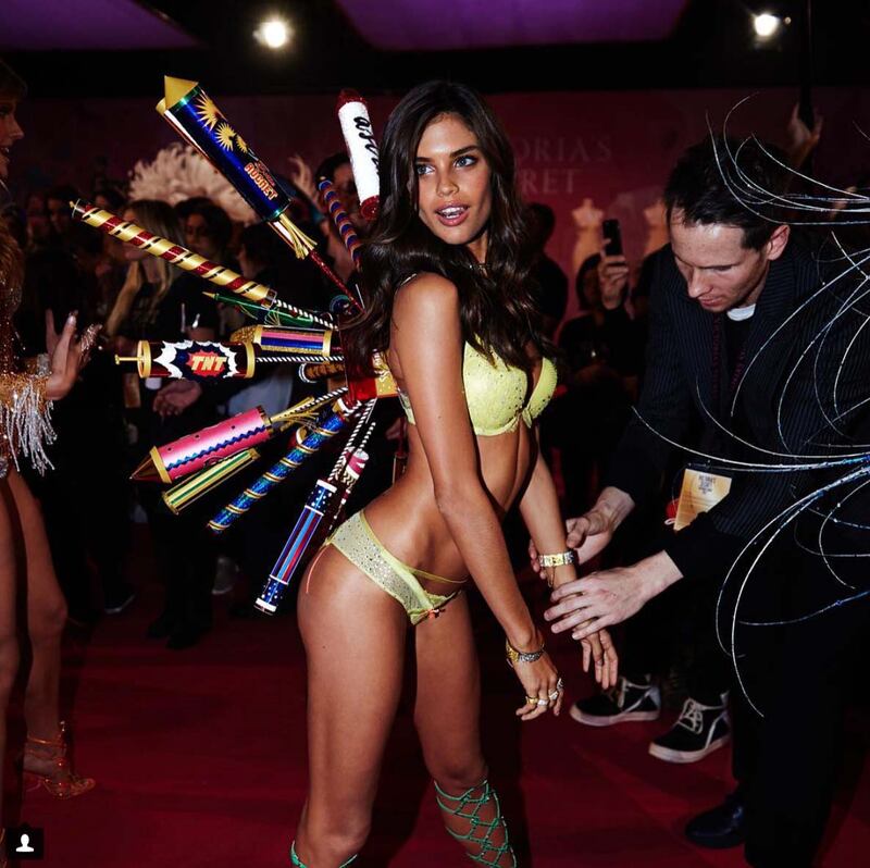 Sara Sampaio nuda su Instagram 20
