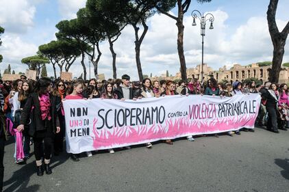 Corteo femminista di Roma, in 10mila per l'8marzo 4