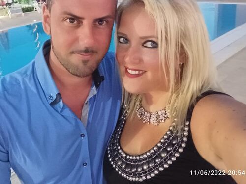 "Senza di te non vivo". Il messaggio sui social poi uccide l'ex fidanzata
