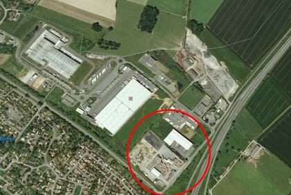 Terroristi asserragliati in un'azienda a Dammartin-en-Goele 2