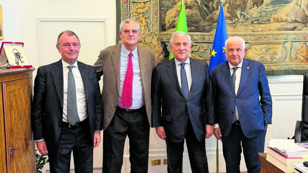 Belli Paci incontra Tajani e riceve la tessera di Fi. "Coerenza liberale"