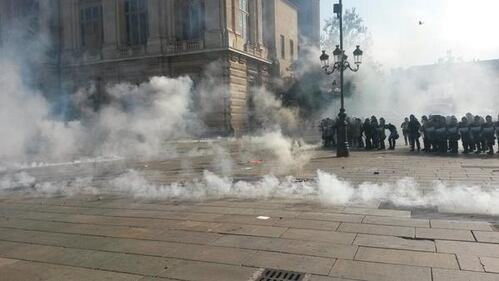 Scontri a Torino tra studenti e polizia 8
