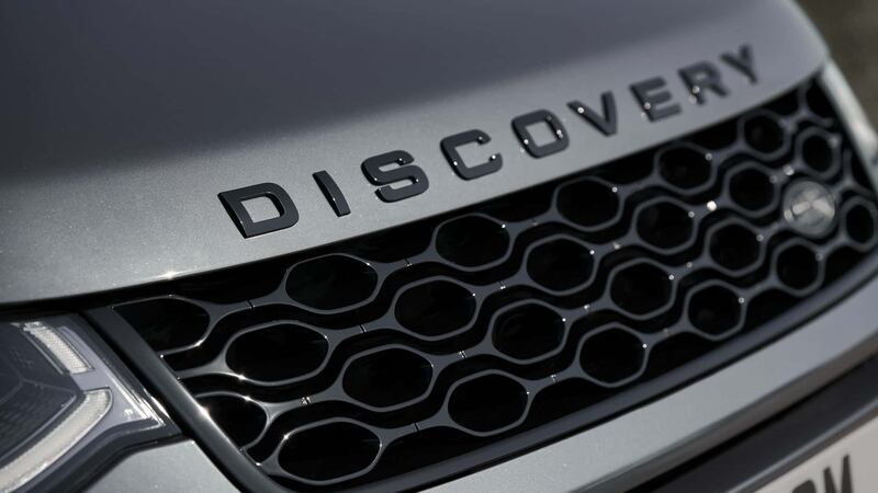 Land Rover Discovery Sport 2023, guarda tutte le foto 20