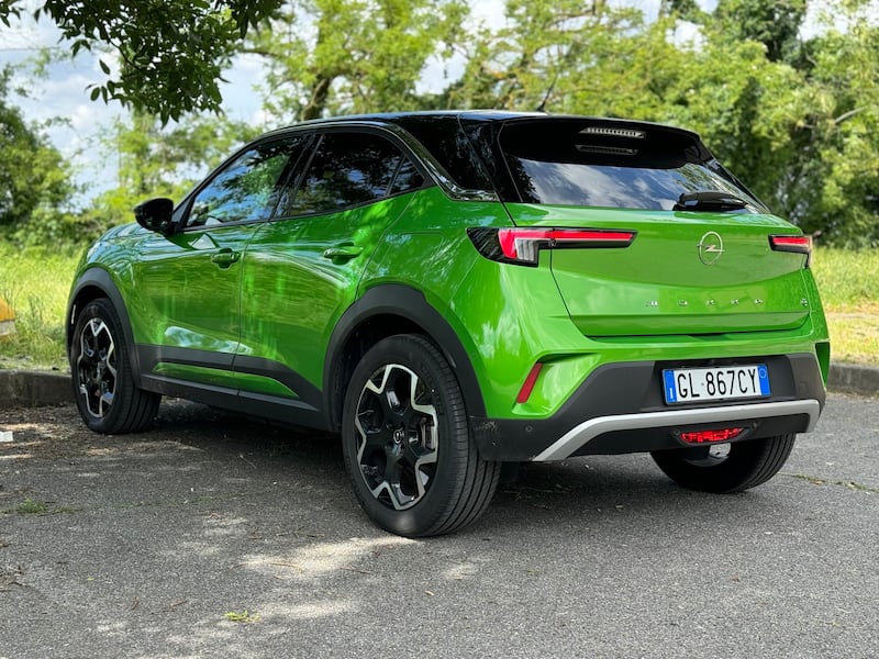 Opel Mokka-e 2024: guarda la gallery del rivisto SUV elettrico, ora con più autonomia 7