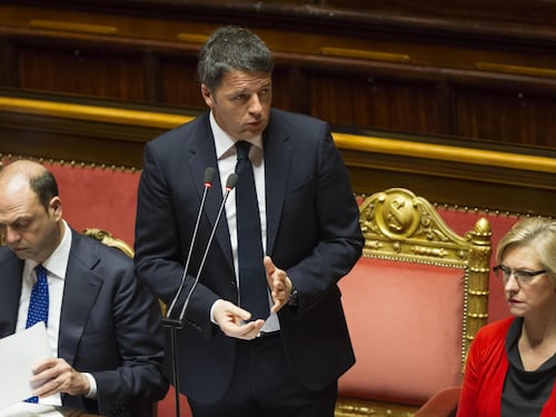 Renzi alza la voce con Bruxelles. E sfida la Merkel su Deutsche Bank