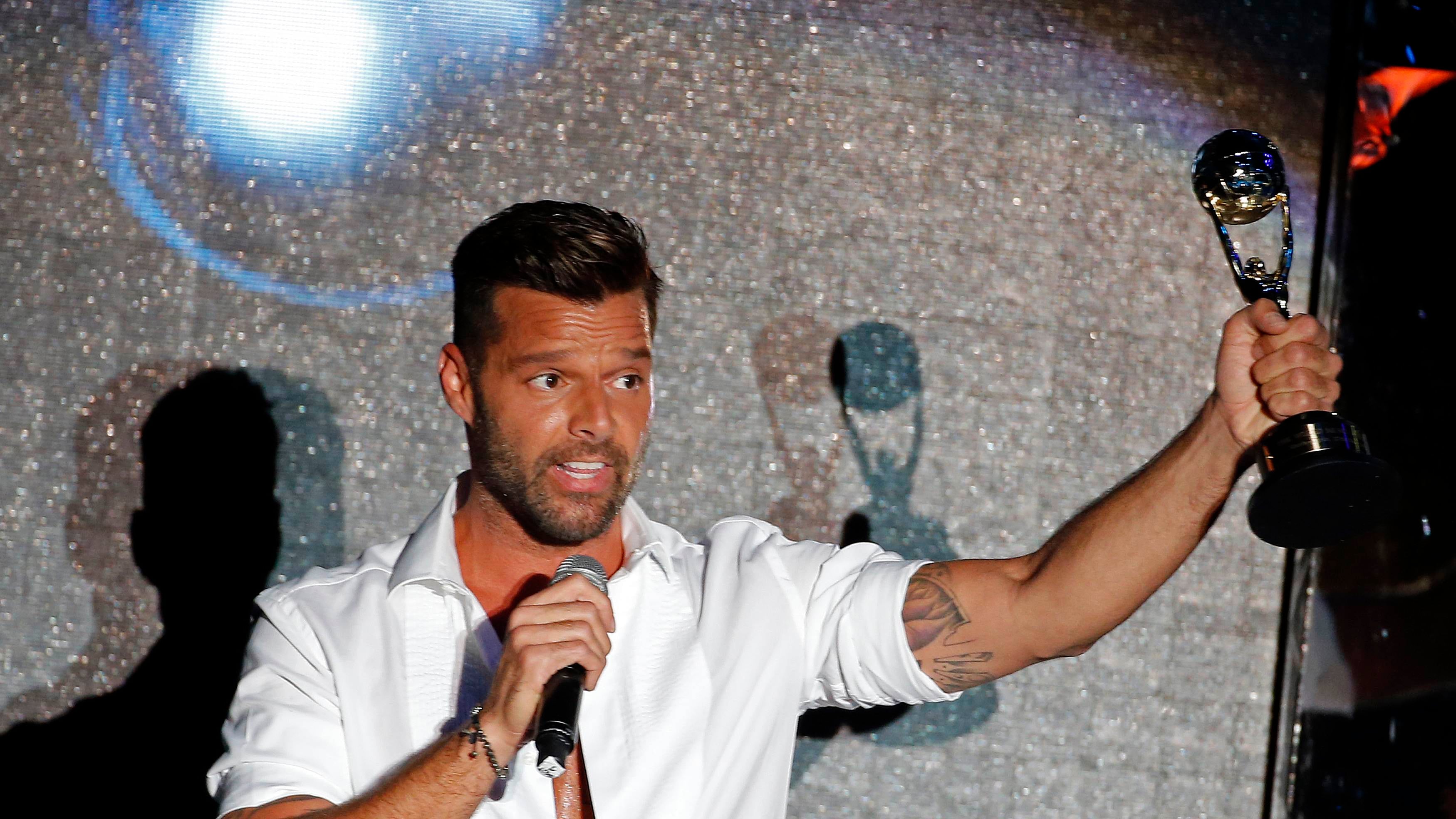 La lettera di Ricky Martin ai figli: "Grazie a voi sono una persona migliore"