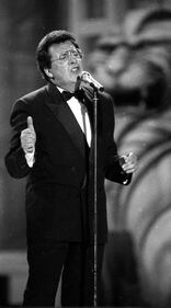 Peppino di Capri, le foto storiche dello chansonnier di "Champagne" 1