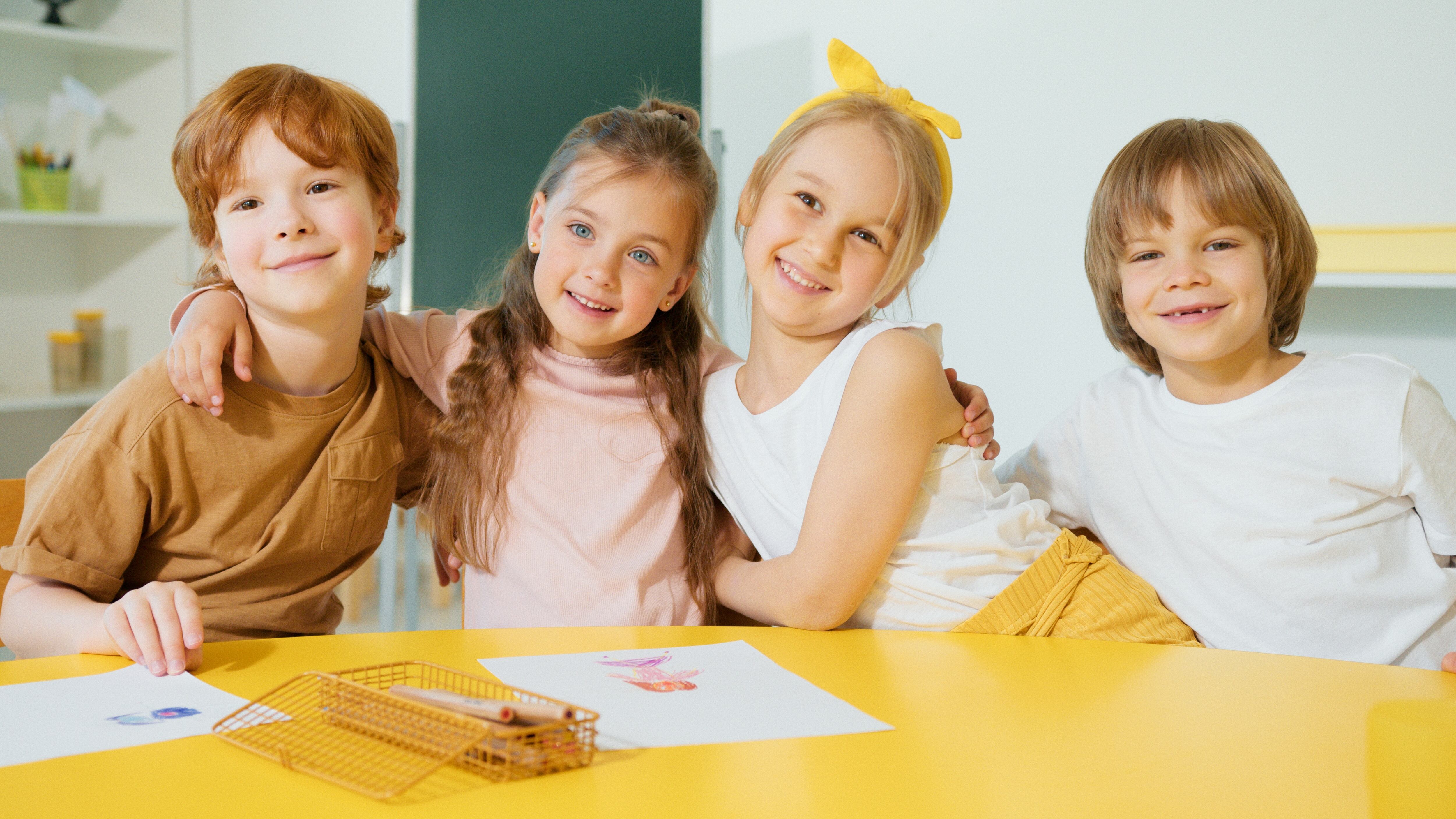 Outfit scuola: l'abbigliamento per un rientro con stile