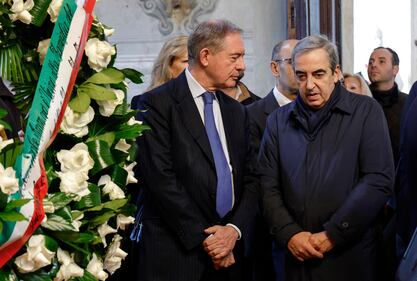 Urso e Gasparri nella camera ardente 