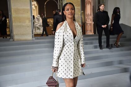 Rihanna alla sfilata di Christian Dior 20