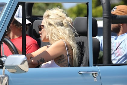 Lady Gaga dopo la spiaggia e con Bradley Cooper 38