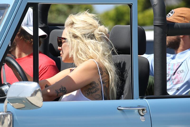 Lady Gaga dopo la spiaggia e con Bradley Cooper 38