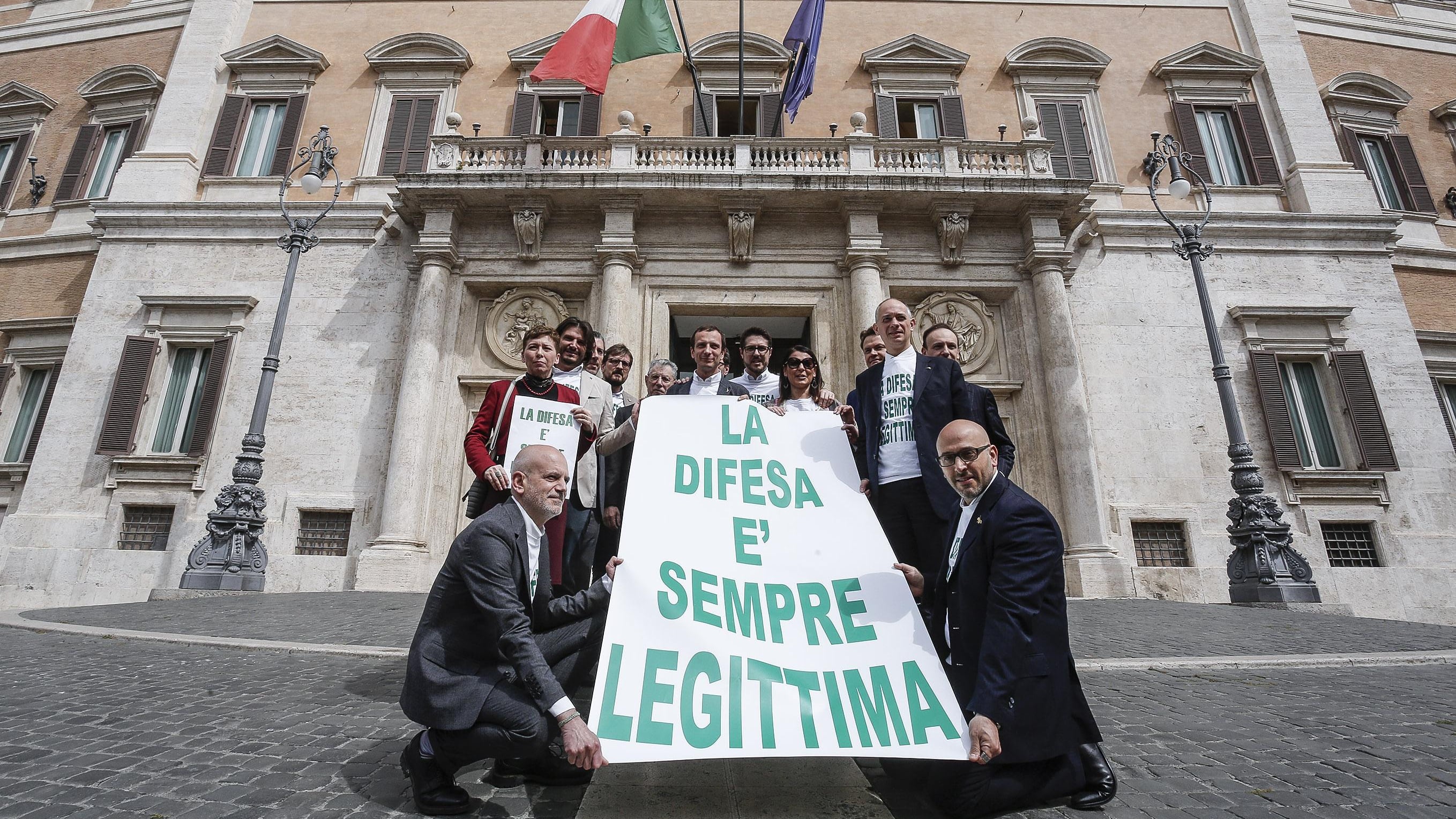 "Legittima difesa sempre" Ora la Lega ci riprova e presenta una nuova legge