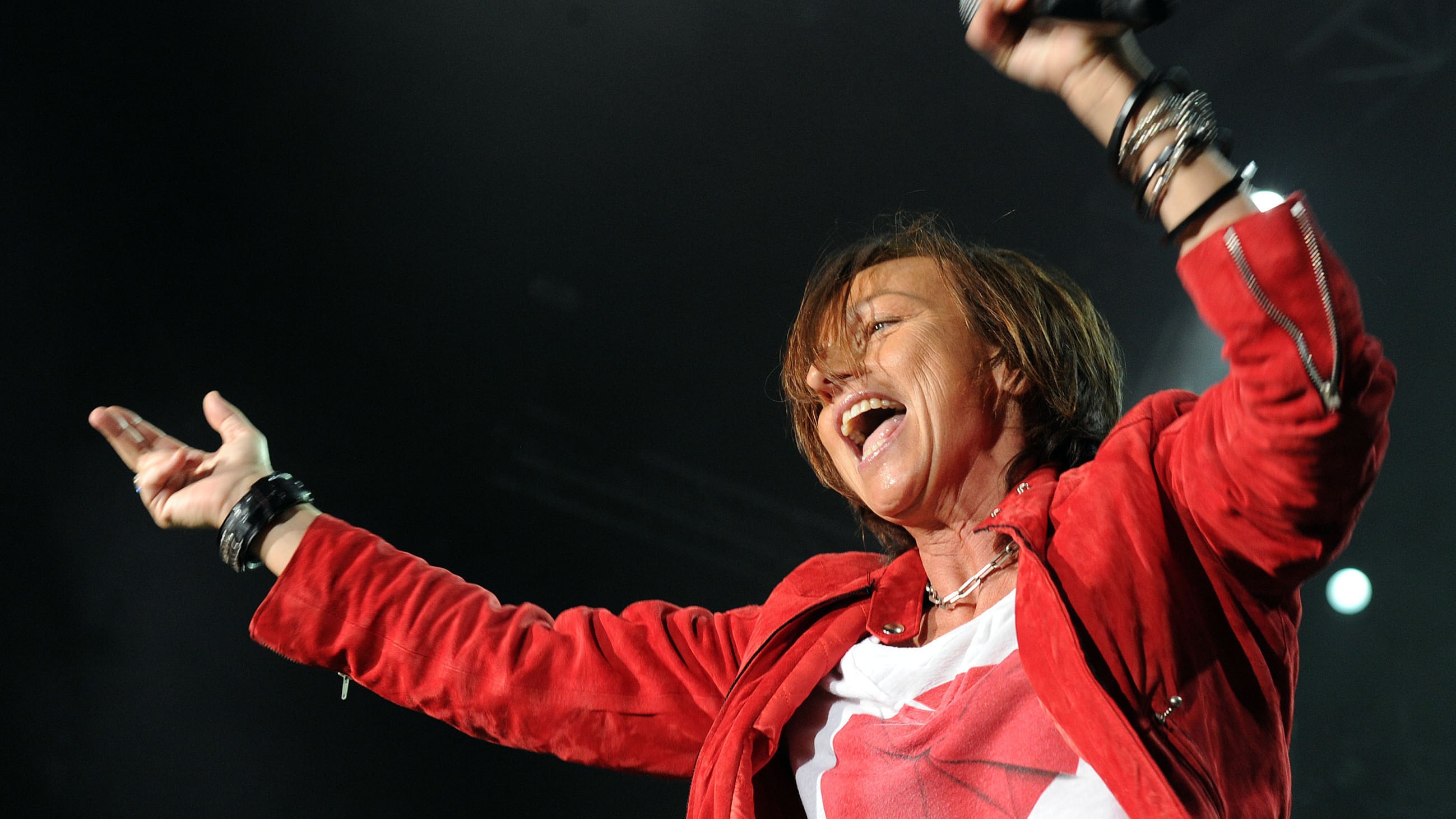 Gianna Nannini: "Urlo il mio Inno per svegliare l'Italia in crisi"