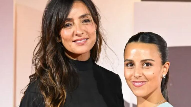 Jolanda Renga minacciata: "10mila euro o pubblico le tue foto nuda"