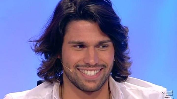 Luca Onestini contro Elenoire Casalegno