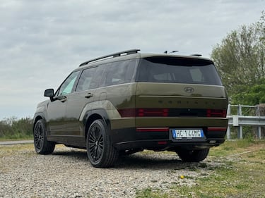 Hyundai Santa Fe 2026: guarda tutte le foto 7