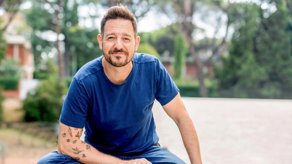 Vittorio Vaccaro: "La mia vita tra cucina e valori. Un libro per raccontare le mie passioni"