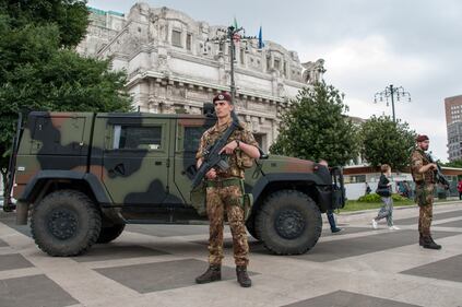 Esercito, 9 anni di "Strade Sicure": le foto 10