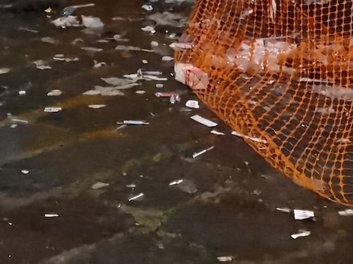 Napoli, sangue tra rifiuti e siringhe a Porta Capuana
